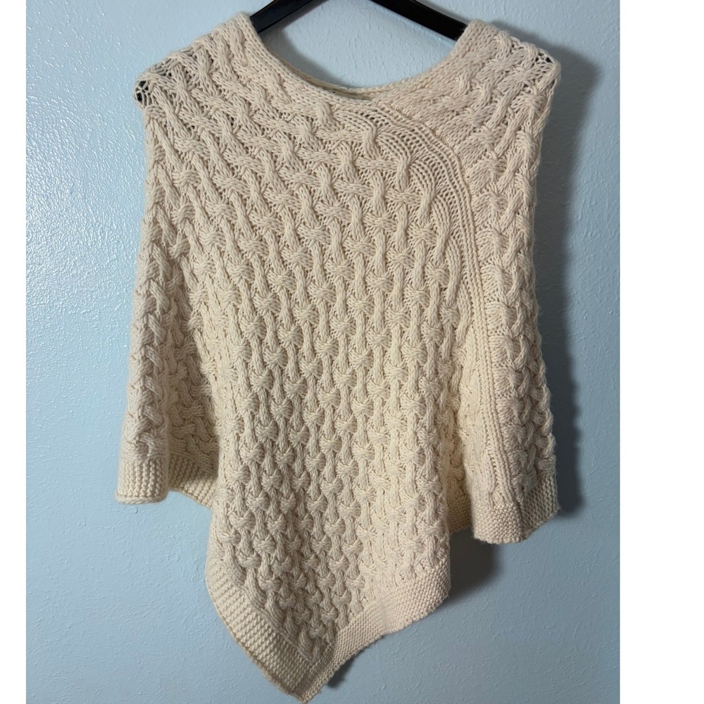 Cocogio Italy Cream Cable Knit Poncho Sweater Asymmetrical Wool Blend OSFA Cozy